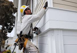 How To Choose The Right Materials for Your Siding Installation in 'North Lakes, AK